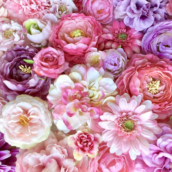 ブーケ等のフラワーギフトの種類が豊富な花屋をお探しの方におすすめです